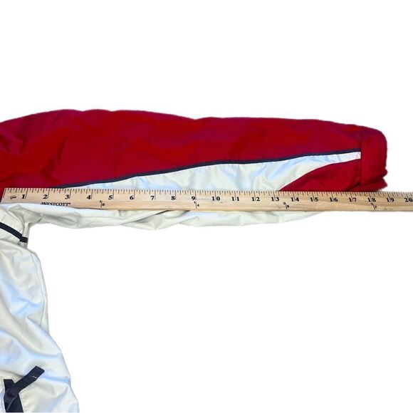 Columbia Vertex Ski Jacket. Red, White and Grey. Size M. Good Used Condition! - Picture 13 of 16